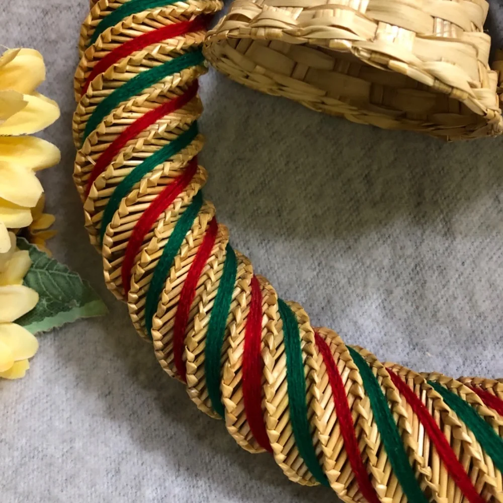 NWOT - Woven Straw Holiday Bell Wreath